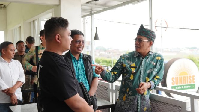 
					Maraknya Usaha Tanpa Izin, Kang DS Ancam Segel Jika Tak Segera Urus Legalitas