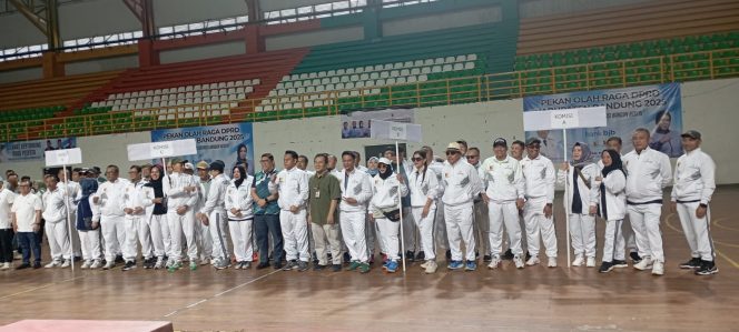 
					Pertama di Indonesia, POR DPRD Kabupaten Bandung Digelar dengan Semangat Kekompakan