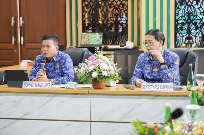 
					Bupati Bandung Dorong Penerapan Reward and Punishment bagi ASN Pemkab Bandung