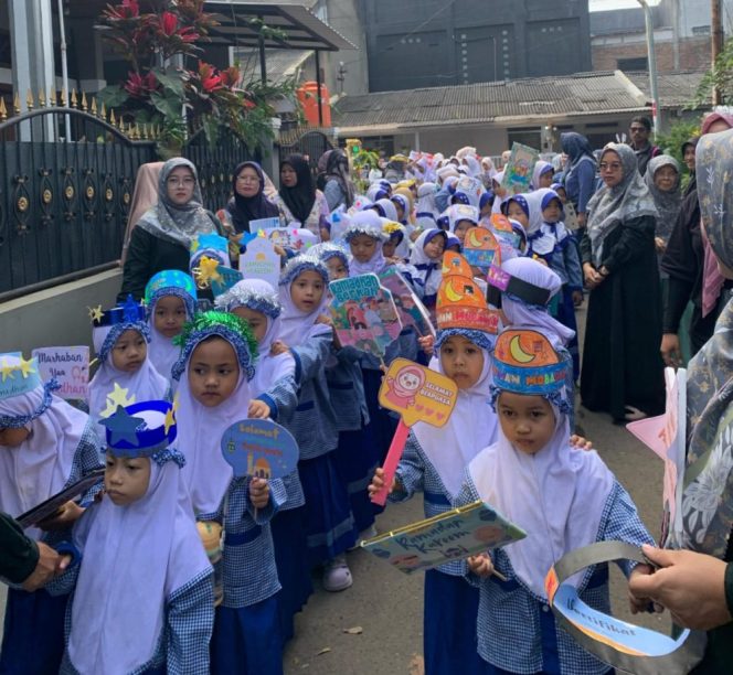 
					Sambut Ramadhan, Santri Al Fithroh Antusias Ikuti Tarhib dan Aksi Sosial