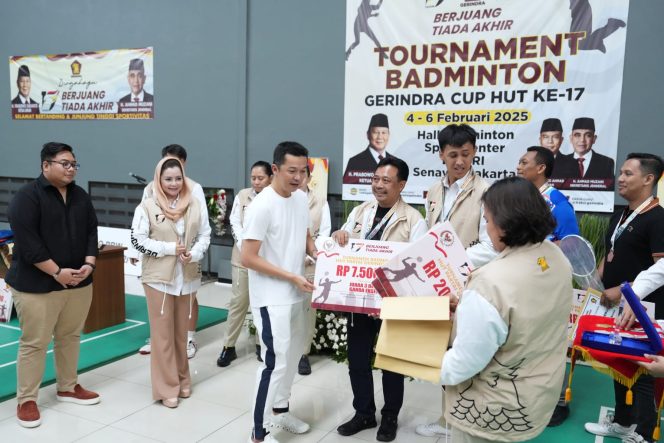 
					Wamenpora Taufik Hidayat Mengapresiasi Turnamen Badminton ‘Gerindra Cup’ 2025