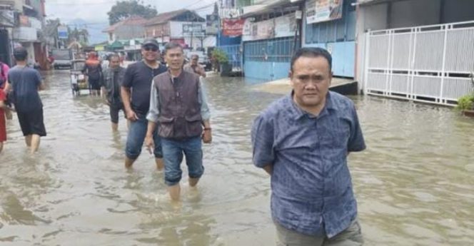 
					Banjir Rendam Sekolah, Disdik Kabupaten Bandung Pastikan KBM Tetap Berjalan