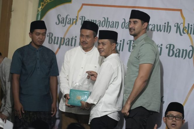 
					Tarling Ramadan, Bupati Bandung Tekankan Pentingnya Jaga Lingkungan dan Gotong Royong