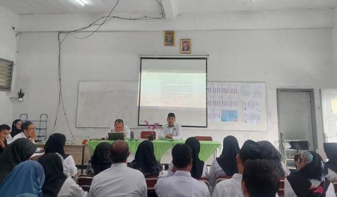 
					Optimalisasi Pengawasan, MAN 1 Kota Bandung Siapkan Pengawas UM 2025 dengan Briefing