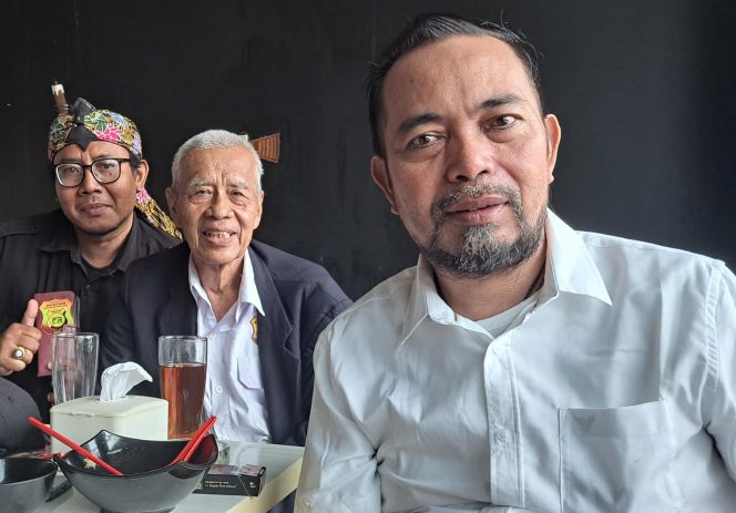 
					Agus Flores Singgung Pelanggaran HAM dan Perampasan Tanah Adat: “Mana Menteri HAM?”