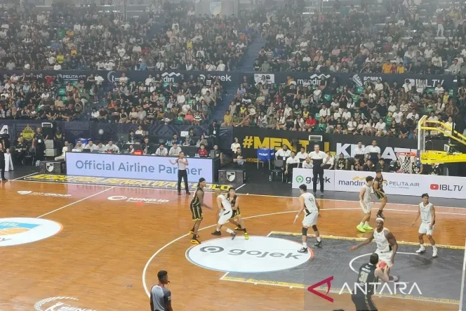 
					Solano Menggila di Solo, Dewa United Tak Terbendung di IBL 2025