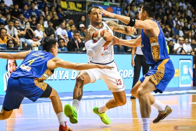 
					Coach Ahang Ungkap Kesulitan Main Tiga Laga dalam Seminggu di IBL 2025