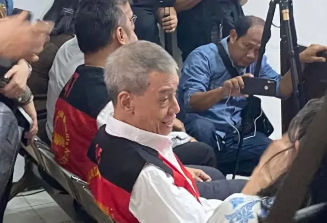 
					Musisi Fariz RM menjalani sidang tuntutan terkait kasus narkoba di Pengadilan Negeri Jakarta Selatan, Jakarta, Senin (21/7/2025)/ANTARA