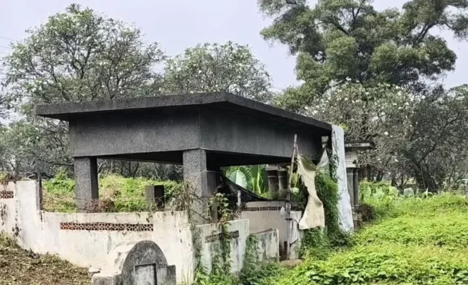 
					Kondisi Tempat Pemakaman Umum (TPU) Kebon Nanas, Cipinang Besar Selatan, Jatinegara, Jakarta Timur, Selasa (29/7/2025)/ANTARA