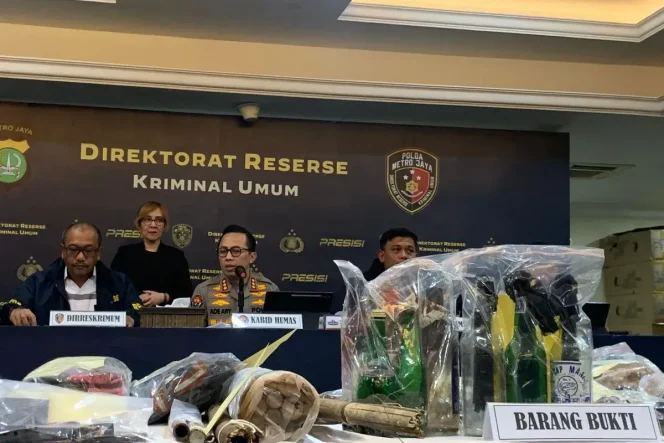 
					Polda Metro Jaya Tangkap 6 Penghasut Kerusuhan Demo Jakarta, Diduga Peralat Anak di Bawah Umur