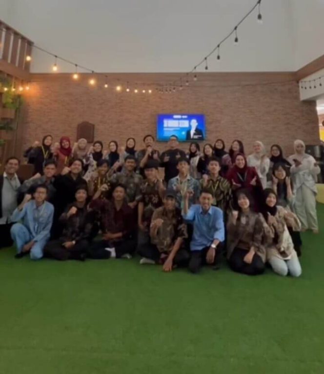 
					SEI dan Proskill Entrepreneur Academy Kolaborasi Gelar Sesi Inspiratif Public Speaking