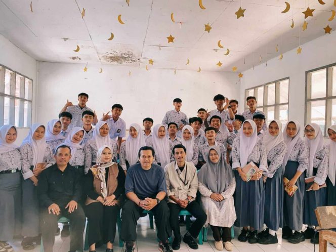 
					Proskill Entrepreneur Academy Hadirkan Program “Go to School” di Lembang, Fokus pada Public Speaking